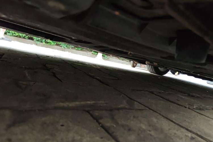 Used Chrysler 300C 2014 3.0L Excellence Edition Chassis Rear Right