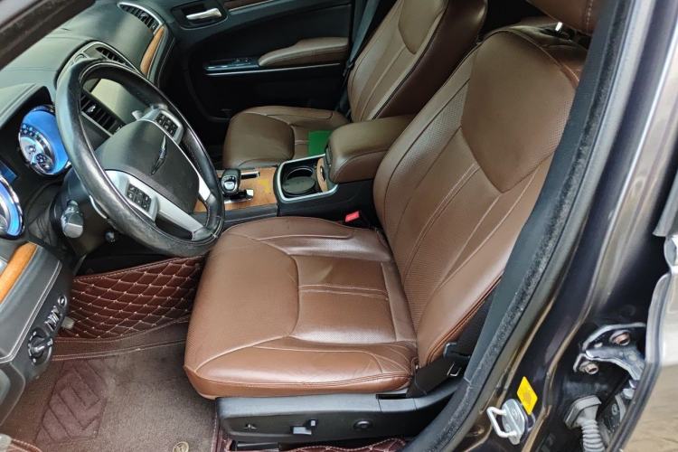 Used Chrysler 300C 2014 3.0L Excellence Edition Left Front Seat