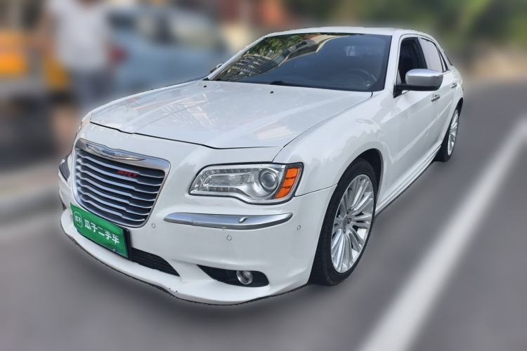 Chrysler 300C 2014 3.0L Excellence Edition usata Guazi used car, China used car export, Used car for sale, Used cars, Cheapest cars for sale