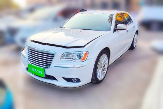 Ojetý Chrysler 300C 2014 3.0L Excellence Edition