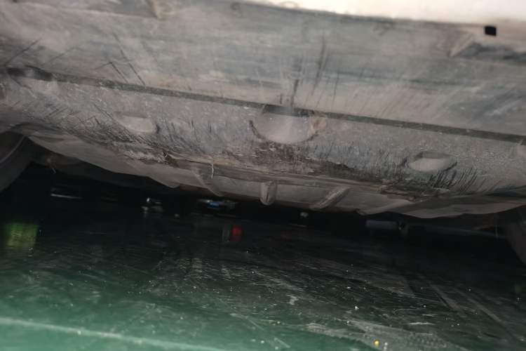 Used Chrysler 300C 2014 3.0L Excellence Edition Chassis Front