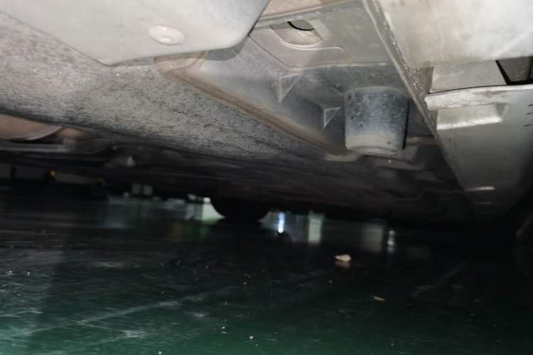 Used Chrysler 300C 2014 3.0L Excellence Edition Chassis Rear Right