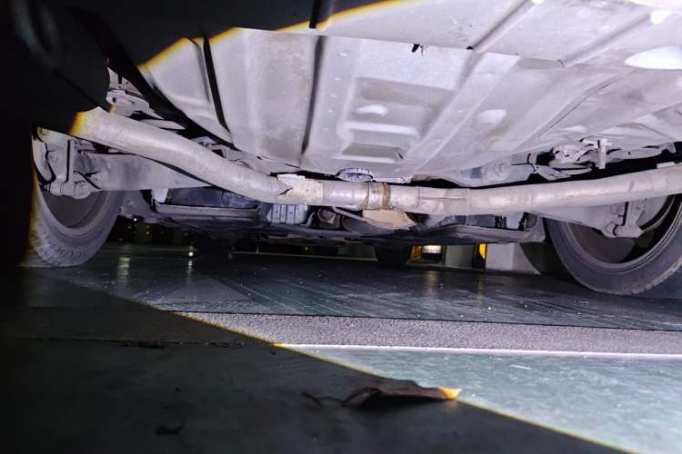 Used Chrysler 300C 2014 3.0L Excellence Edition Chassis Rear