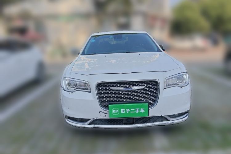 Used Chrysler 300C 2014 3.0L Excellence Edition Front