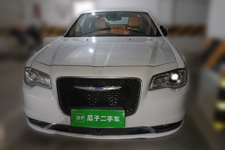Used Chrysler 300C 2014 3.0L Excellence Edition Front