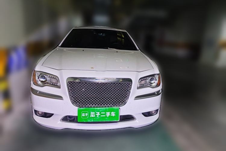 Used Chrysler 300C 2014 3.0L Excellence Edition Front
