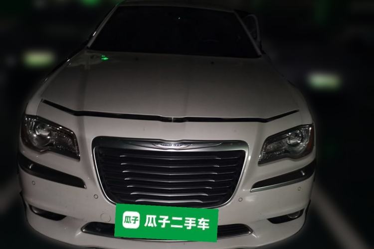 Used Chrysler 300C 2014 3.0L Excellence Edition Front