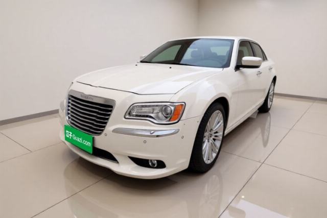 Used Chrysler 300C 2014 3.0L Excellence Edition