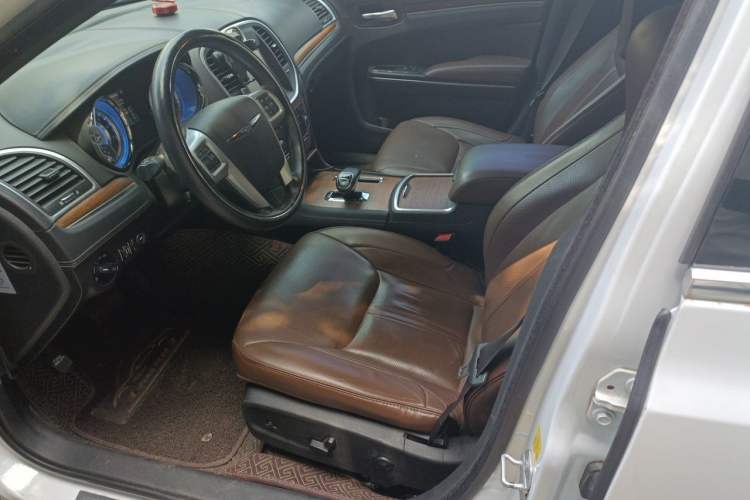 Used Chrysler 300C 2014 3.0L Excellence Edition Left Front Seat