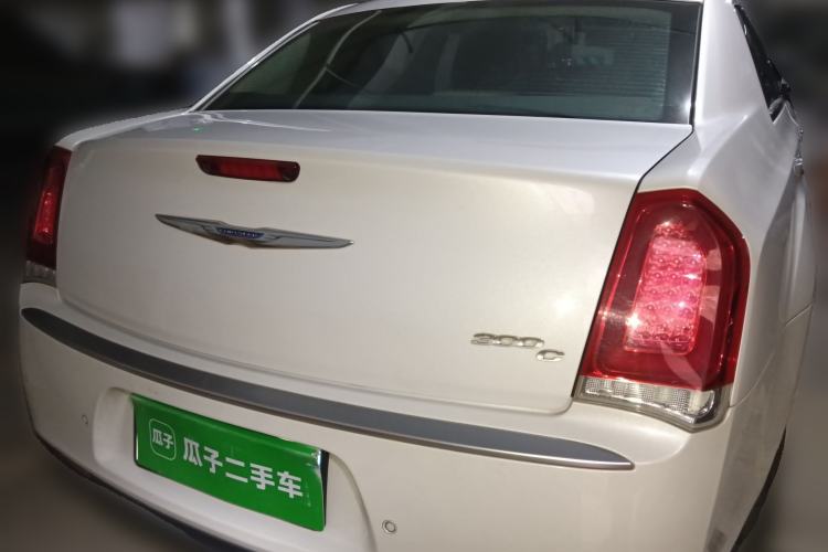 Used Chrysler 300C 2014 3.0L Excellence Edition Rear