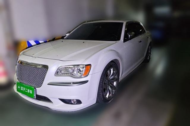 Used Chrysler 300C 2014 3.0L Excellence Edition