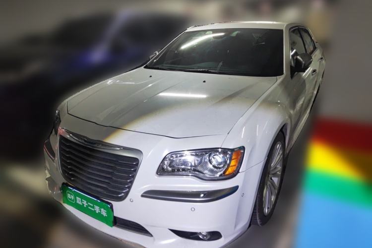 Used Chrysler 300C 2014 3.0L Excellence Edition Guazi used car, China used car export, Used car for sale, Used cars, Cheapest cars for sale
