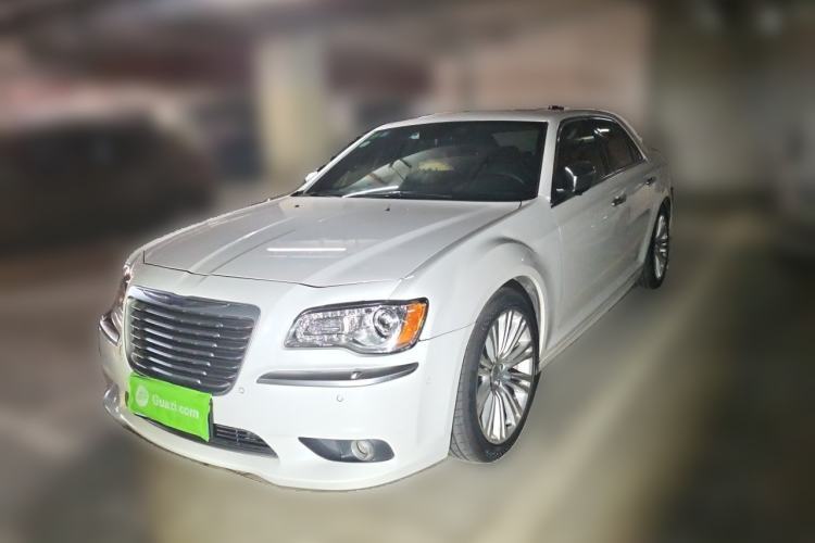 Gebrauchter Chrysler 300C 2014 3.0L Excellence Edition Guazi used car, China used car export, Used car for sale, Used  cars, Cheapest cars for sale
