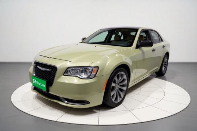 Used Chrysler 300C 2016 3.0L Supreme Edition