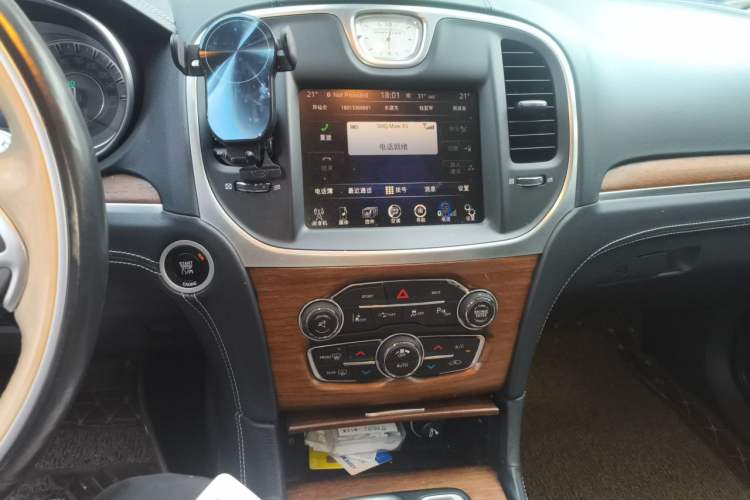 Used Chrysler 300C 2016 3.0L Supreme Edition Audio And AC Panel