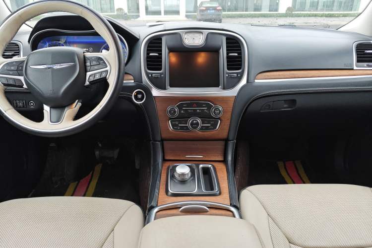 Used Chrysler 300C 2016 3.0L Supreme Edition Audio And AC Panel