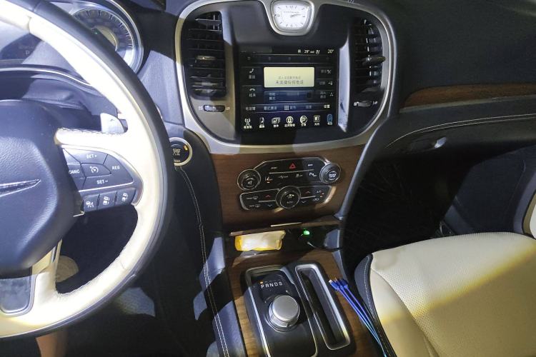 Used Chrysler 300C 2016 3.0L Supreme Edition Audio And AC Panel
