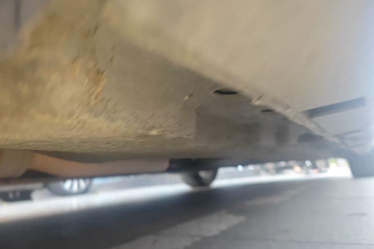 Used Chrysler 300C 2016 3.0L Supreme Edition Chassis Front Left