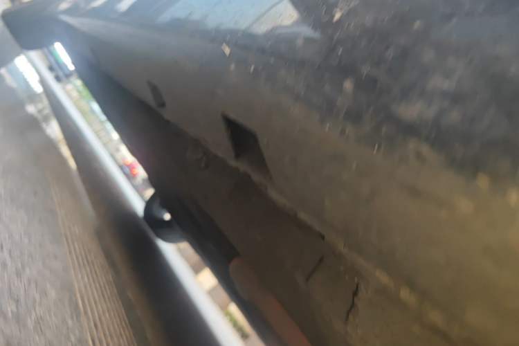 Used Chrysler 300C 2016 3.0L Supreme Edition Chassis Front Right