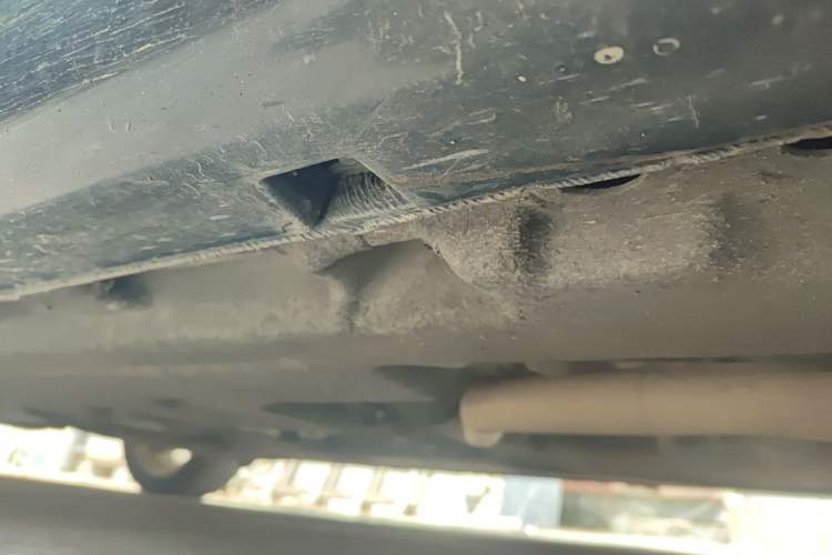 Used Chrysler 300C 2016 3.0L Supreme Edition Chassis Front Right