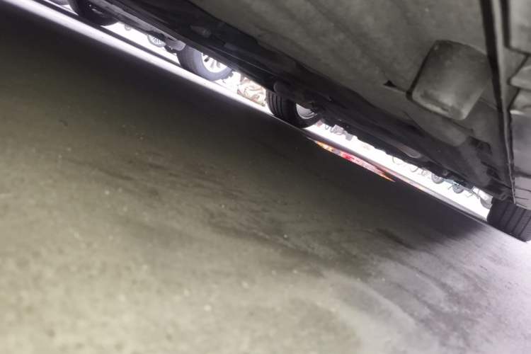 Used Chrysler 300C 2016 3.0L Supreme Edition Chassis Rear Right