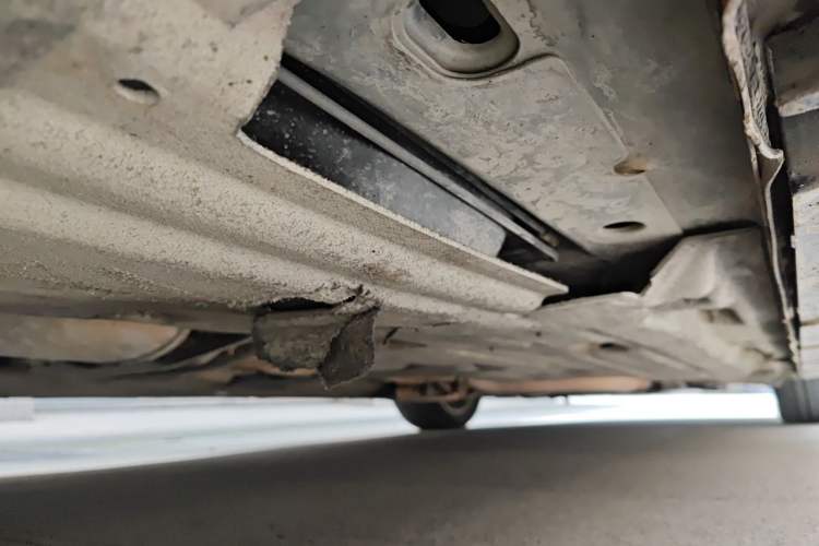 Used Chrysler 300C 2016 3.0L Supreme Edition Chassis Rear Right