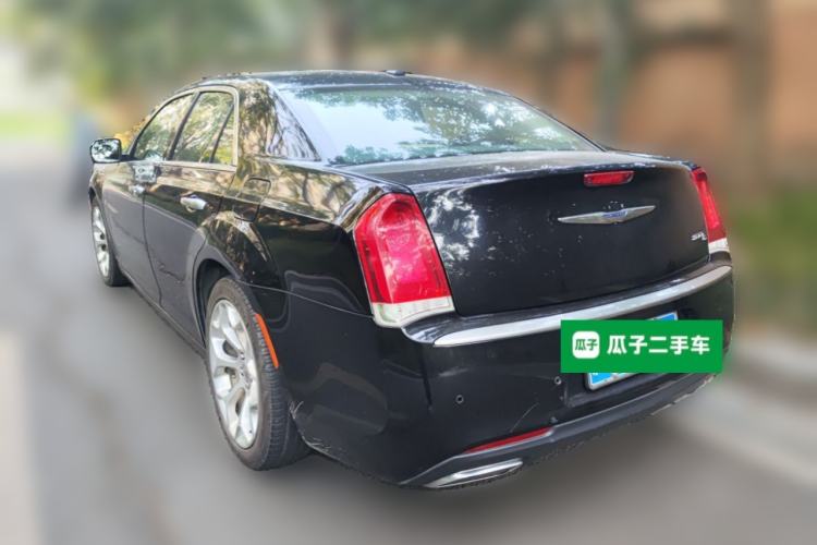 Used Chrysler 300C 2016 3.0L Supreme Edition Exterior 3