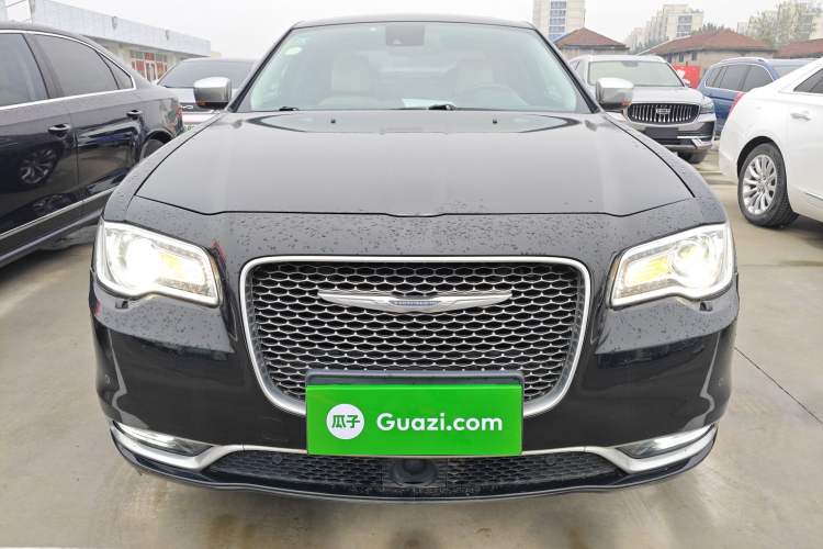 Used Chrysler 300C 2016 3.0L Supreme Edition Front