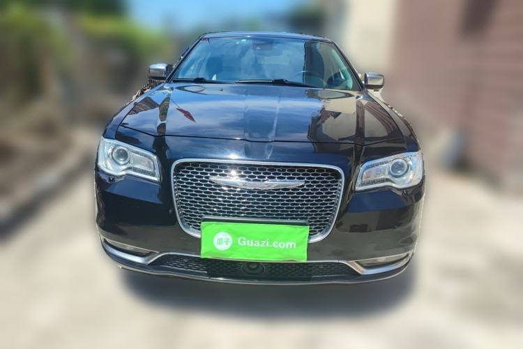 Used Chrysler 300C 2016 3.0L Supreme Edition Front