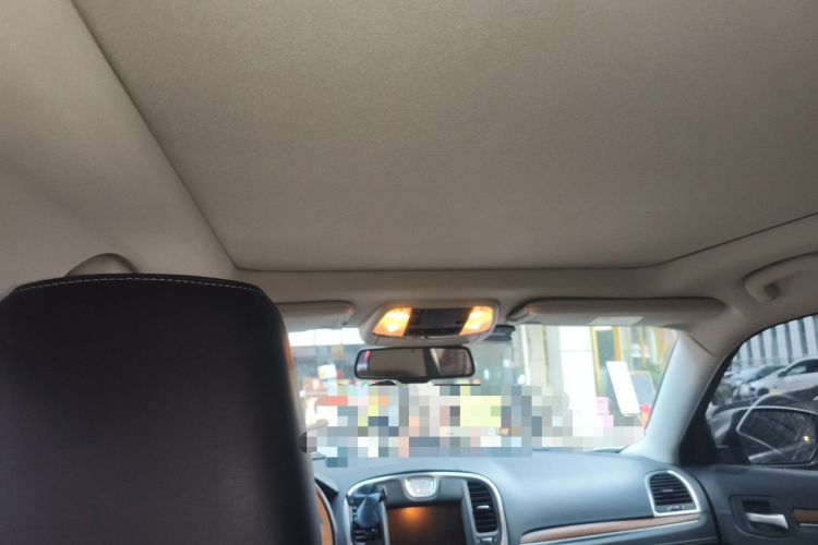 Used Chrysler 300C 2016 3.0L Supreme Edition Headliner