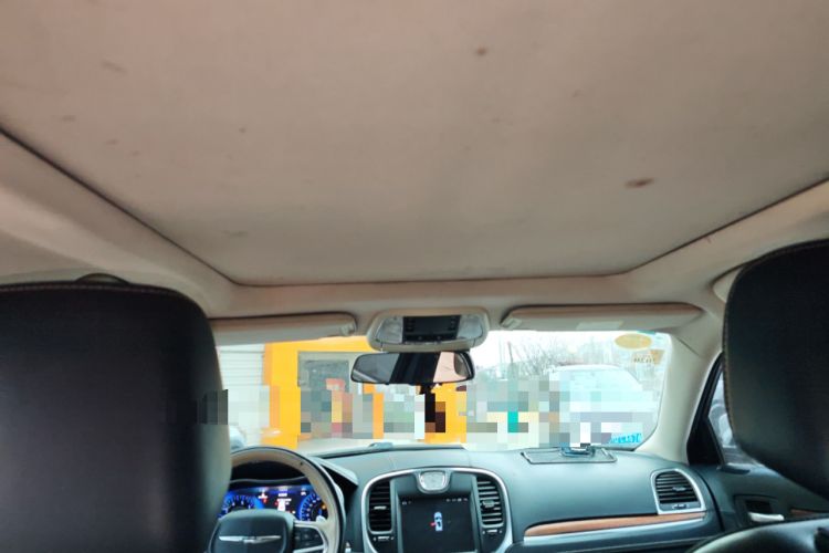 Used Chrysler 300C 2016 3.0L Supreme Edition Headliner