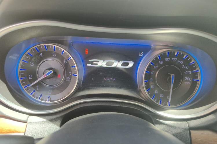 Used Chrysler 300C 2016 3.0L Supreme Edition Instrument Cluster