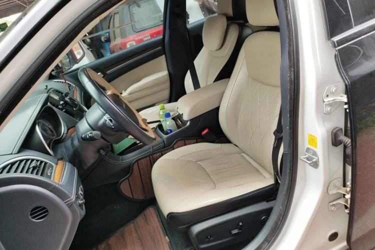 Used Chrysler 300C 2016 3.0L Supreme Edition Left Front Seat