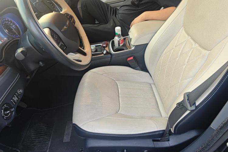 Used Chrysler 300C 2016 3.0L Supreme Edition Left Front Seat