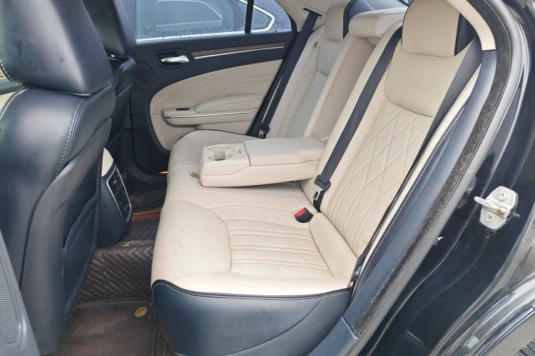 Used Chrysler 300C 2016 3.0L Supreme Edition Left Rear Seat