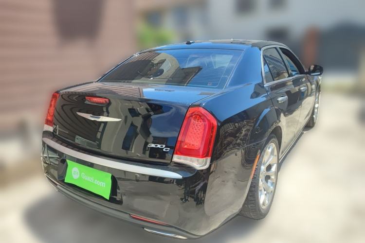 Used Chrysler 300C 2016 3.0L Supreme Edition Rear Right 45 Deg