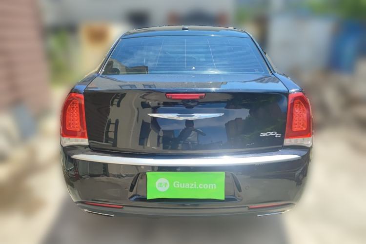Used Chrysler 300C 2016 3.0L Supreme Edition Rear