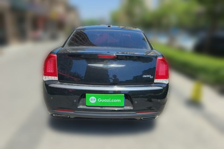 Used Chrysler 300C 2016 3.0L Supreme Edition Rear