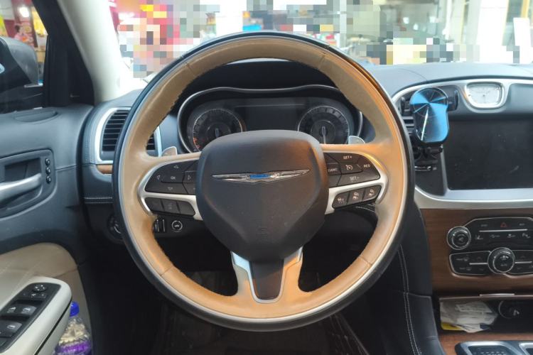 Used Chrysler 300C 2016 3.0L Supreme Edition Steering Wheel