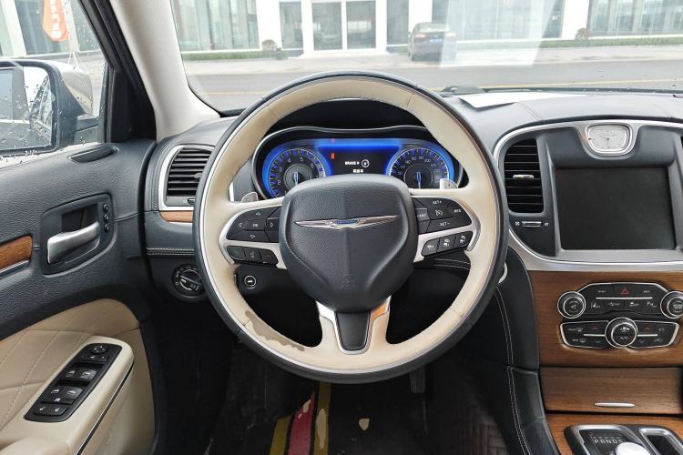 Used Chrysler 300C 2016 3.0L Supreme Edition Steering Wheel