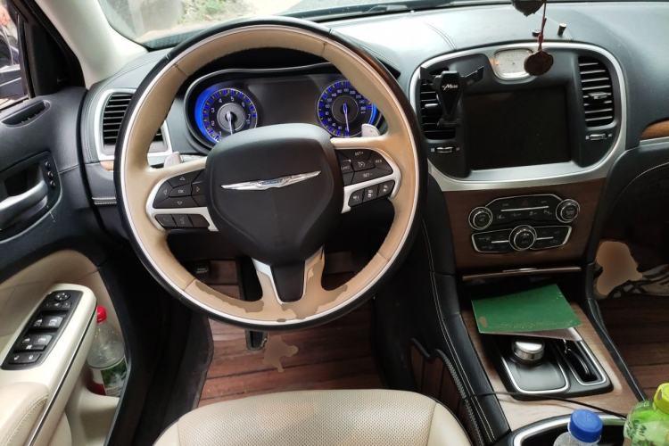 Used Chrysler 300C 2016 3.0L Supreme Edition Steering Wheel