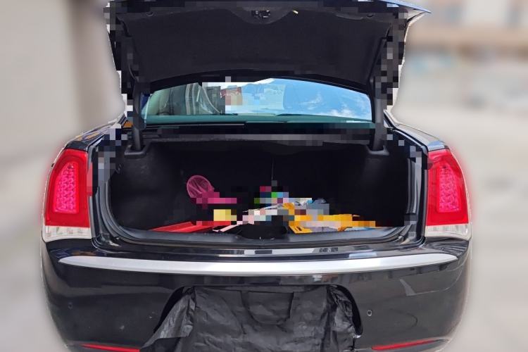 Used Chrysler 300C 2016 3.0L Supreme Edition Trunk