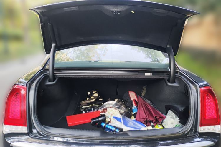 Used Chrysler 300C 2016 3.0L Supreme Edition Trunk