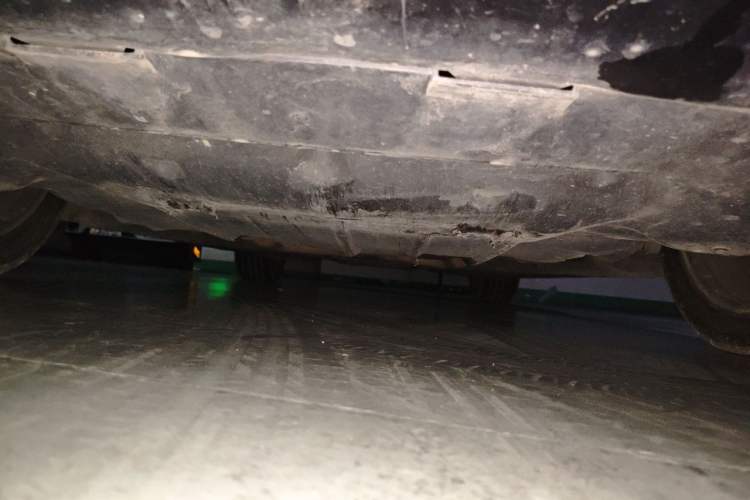 Used Chrysler 300C 2016 3.0L Supreme Edition Chassis Front