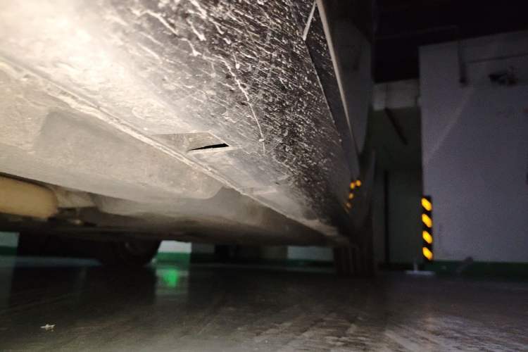 Used Chrysler 300C 2016 3.0L Supreme Edition Chassis Front Left