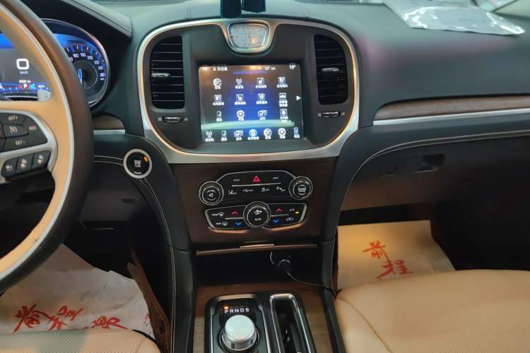 Used Chrysler 300C 2016 3.0L Supreme Edition Audio And AC Panel