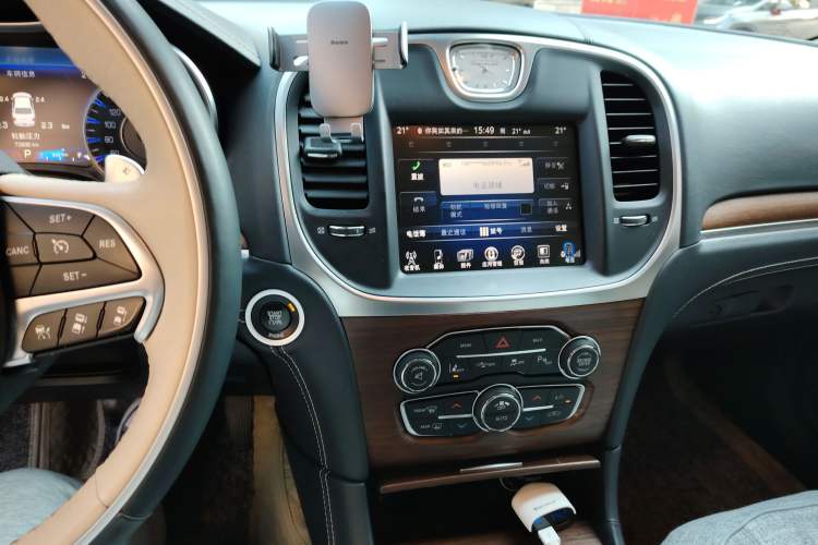 Used Chrysler 300C 2016 3.0L Supreme Edition Audio And AC Panel