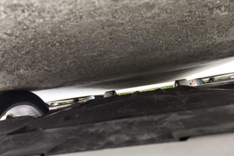 Used Chrysler 300C 2016 3.0L Supreme Edition Chassis Front