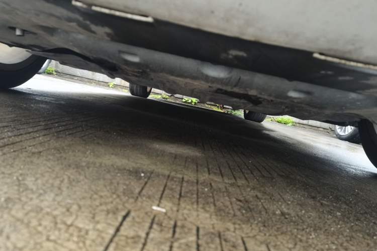 Used Chrysler 300C 2016 3.0L Supreme Edition Chassis Front