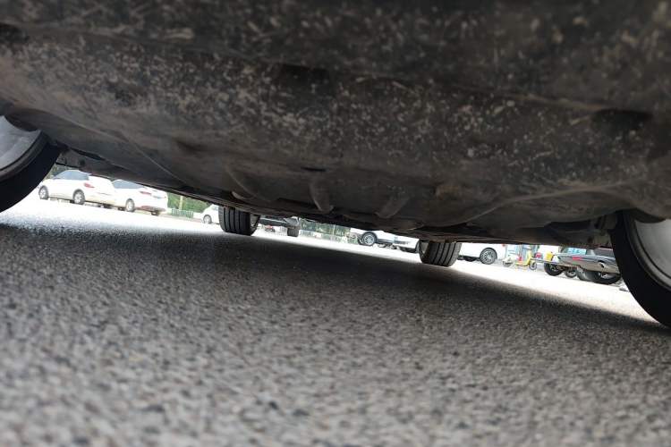Used Chrysler 300C 2016 3.0L Supreme Edition Chassis Front
